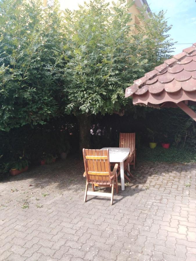 Petite Maison Proche De Montbeliard Sainte-Suzanne  Εξωτερικό φωτογραφία
